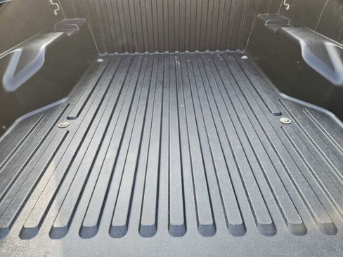 Used 2018 Toyota Tacoma TRD Sport RWD image 30