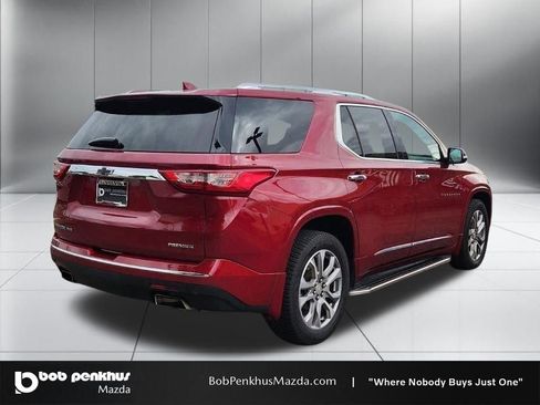 Used 2020 Chevrolet Traverse Premier w/ LPO, Black Accent Package image 29