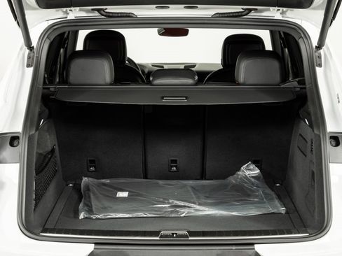 New 2026 Porsche Cayenne image 31