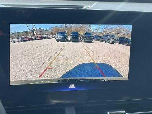 New 2026 Chevrolet Trax LT w/ Driver Confidence Package image 17