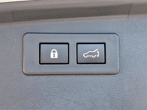 Certified 2022 Subaru Outback Limited w/ Popular Package #2 image 33