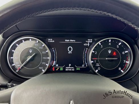 Used 2022 Maserati Levante Modena image 15