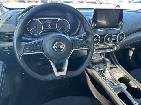Used 2023 Nissan Sentra SV image 22