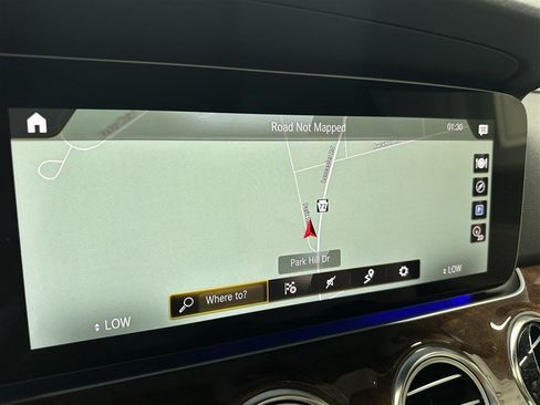 Used 2023 Mercedes-Benz E 350 4MATIC Sedan image 24