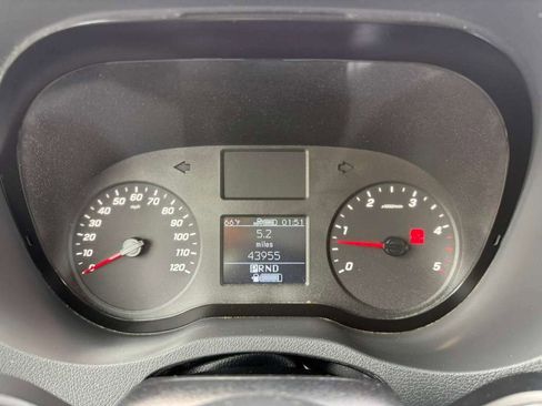 Used 2019 Mercedes-Benz Sprinter 144 image 10