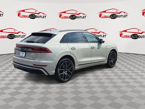Used 2022 Audi Q8 Premium Plus w/ Premium Plus Package AWD/4WD image 8