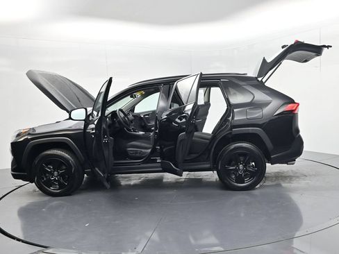 Used 2024 Toyota RAV4 XLE FWD image 67
