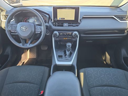 Used 2024 Toyota RAV4 XLE image 9