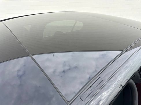 Used 2025 Mercedes-Benz C 300 Sedan image 33