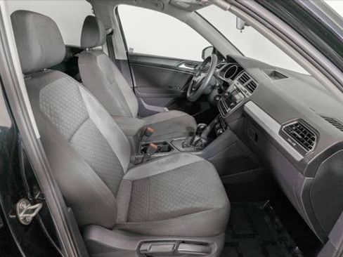 Used 2018 Volkswagen Tiguan S FWD image 26