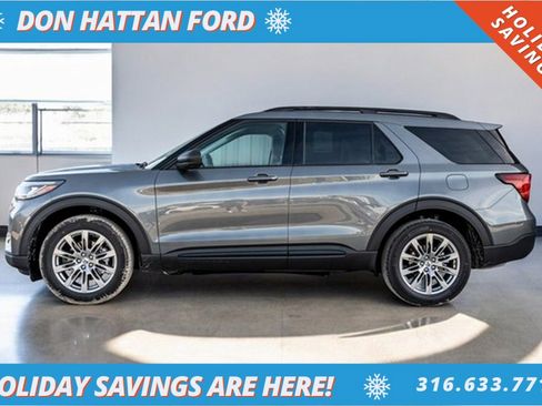 New 2026 Ford Explorer Active w/ Active Comfort Package image 2