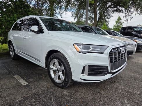 Used 2023 Audi Q7 2.0T Premium Plus AWD/4WD image 3