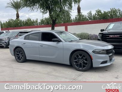 Used 2020 Dodge Charger SXT w/ Blacktop Package