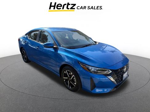 Used 2025 Nissan Sentra SV image 1