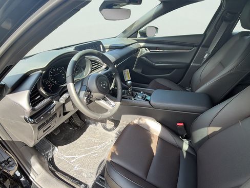 New 2026 MAZDA MAZDA3 2.5 S Hatchback w/ Premium Pkg FWD image 9