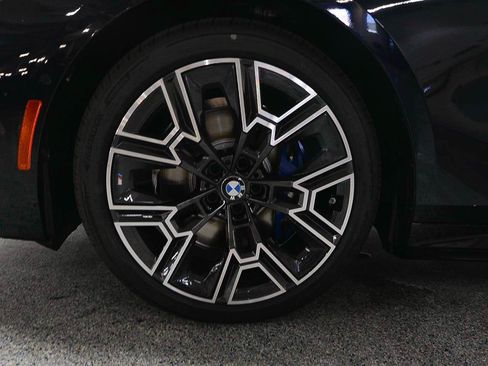 New 2027 BMW 530i xDrive w/ M Sport Package AWD/4WD image 5
