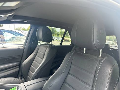 Used 2024 Mercedes-Benz GLE 450 4MATIC image 17
