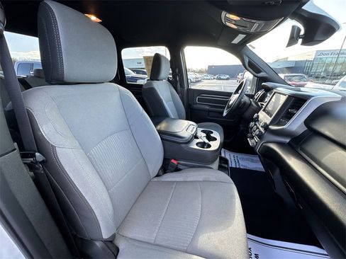 Used 2024 RAM 2500 Big Horn w/ Bed Utility Group image 23