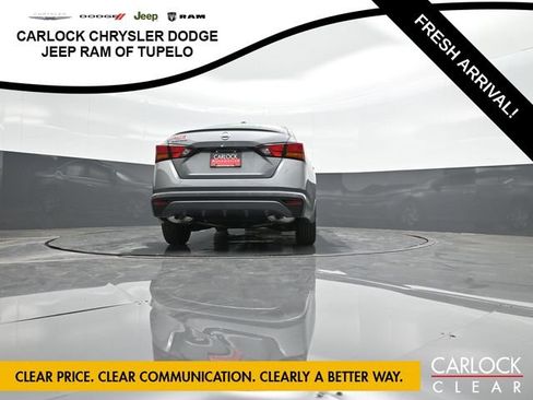 Used 2025 Nissan Altima 2.5 S FWD image 34