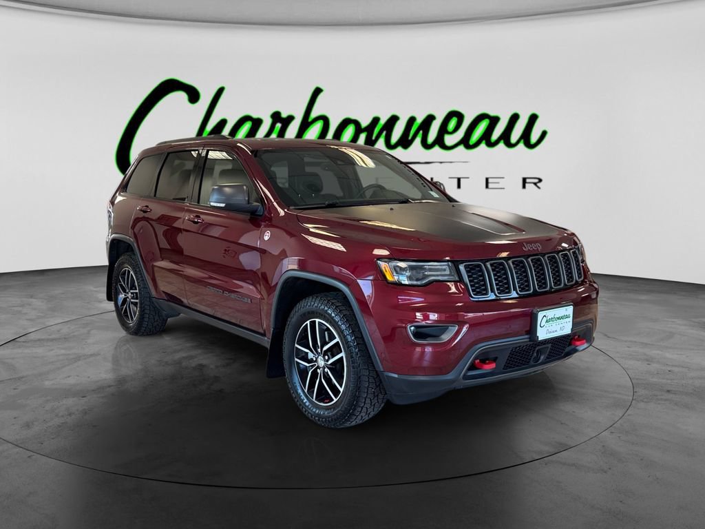 Used 2017 Jeep Grand Cherokee Trailhawk w/ Trailhawk Luxury Group AWD/4WD image 7
