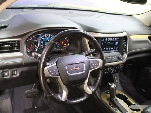 Used 2019 GMC Acadia Denali w/ GMC Pro Grade Package AWD/4WD image 14