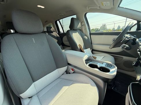 Certified 2026 Hyundai Ioniq 9 SE AWD/4WD image 23