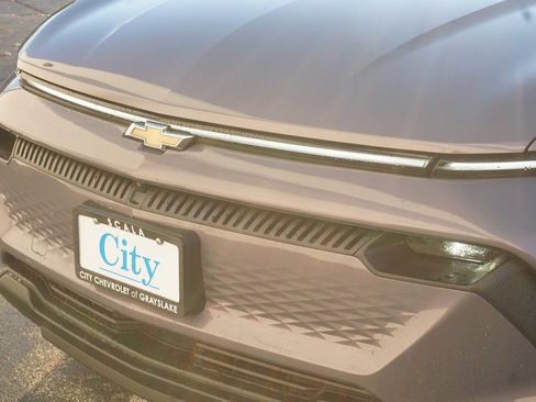 New 2026 Chevrolet Equinox EV LT image 28