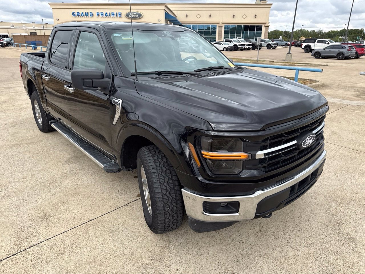 Used 2025 Ford F150 XLT w/ Equipment Group 301A Standard AWD/4WD image 18