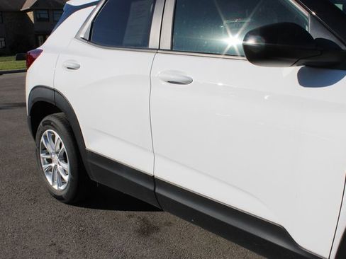 Used 2024 Chevrolet TrailBlazer LS w/ LS Convenience Package image 45