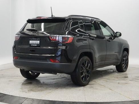 New 2026 Jeep Compass Latitude image 8