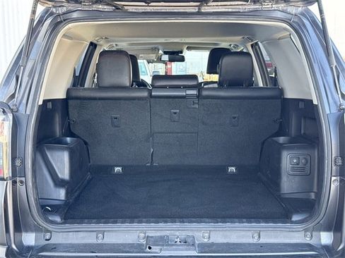 Used 2018 Toyota 4Runner TRD Off-Road Premium image 34