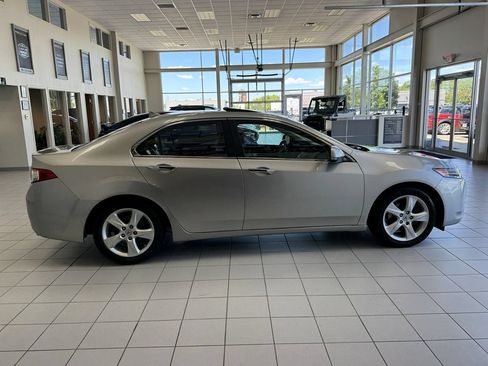 Used 2010 Acura TSX Sedan FWD image 8
