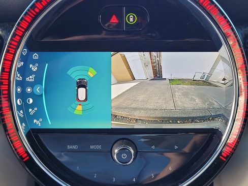 Used 2022 MINI Cooper SE image 17