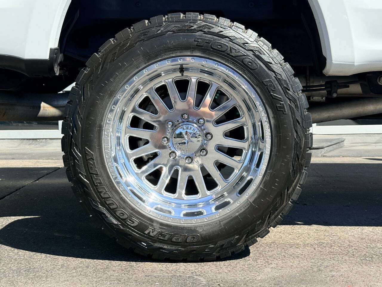 Used 2020 Ford F250 Lariat w/ Lariat Ultimate Package AWD/4WD image 13