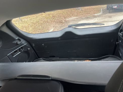 Used 2017 Subaru Outback 2.5i Limited image 15