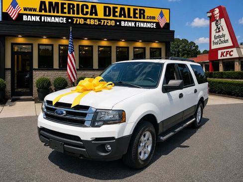 Used 2016 Ford Expedition EL XL w/ Equipment Group 101A AWD/4WD image 1