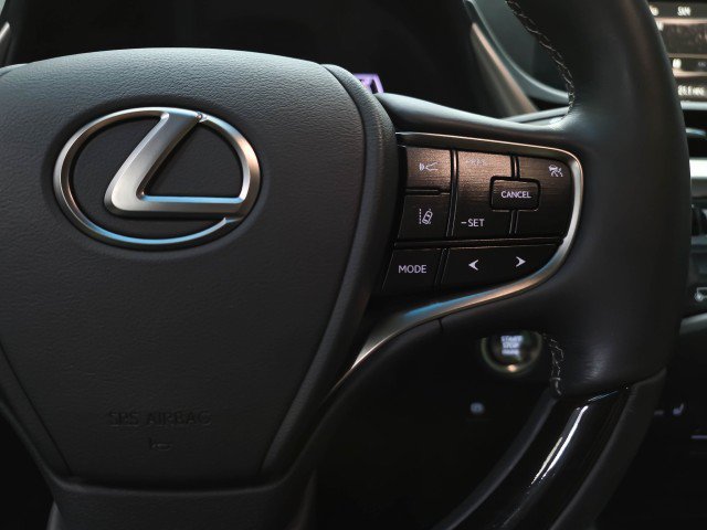 Used 2019 Lexus ES 350 w/ Premium Package FWD image 21