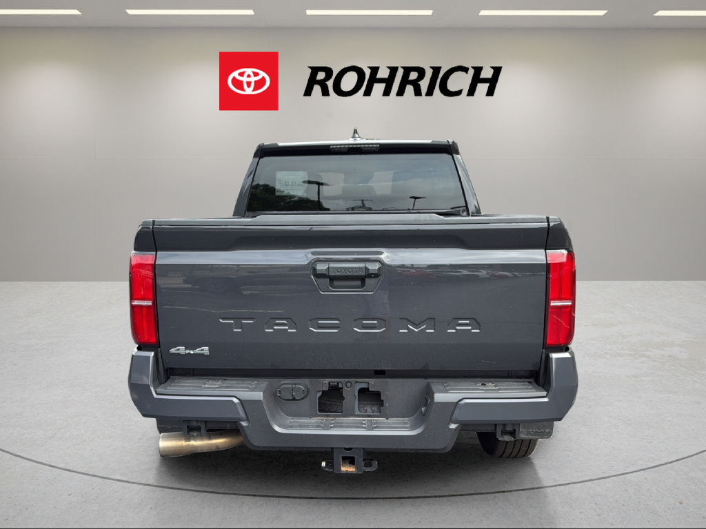 Certified 2025 Toyota Tacoma SR5 AWD/4WD image 7
