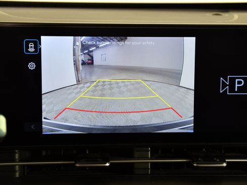 Used 2025 Hyundai Kona SEL AWD/4WD image 28