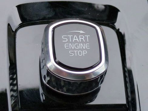 New 2026 Volvo XC90 B6 Plus image 28