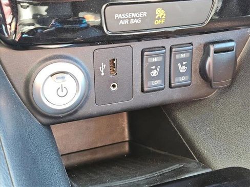 Used 2019 Nissan Leaf SV w/ SV Technology Package image 23