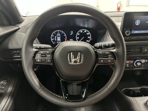 Used 2025 Honda HR-V Sport image 13