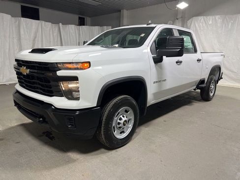 New 2026 Chevrolet Silverado 2500 W/T w/ LPO, Dark Essentials Package AWD/4WD image 3
