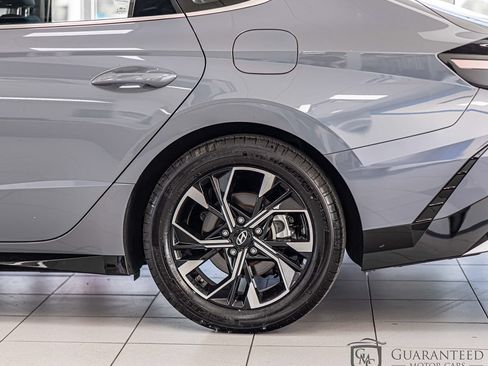 Used 2025 Hyundai Sonata SEL FWD image 8