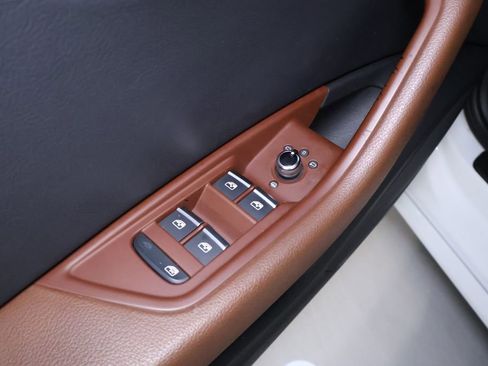 Used 2019 Audi A4 2.0T Premium w/ Convenience Package image 14