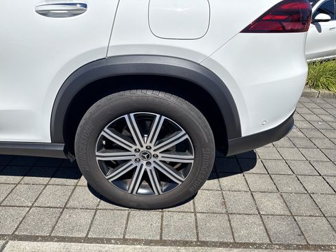 Certified 2025 Mercedes-Benz GLE 450e 4MATIC w/ Winter Package image 13