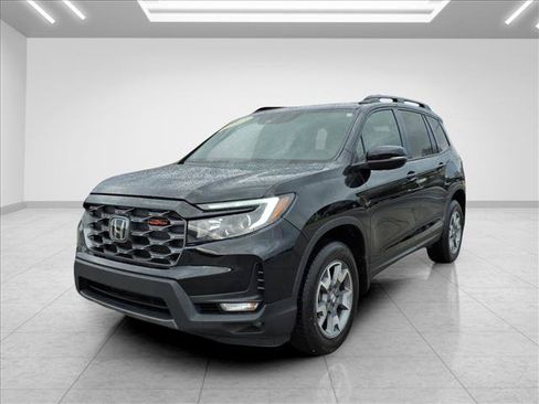Used 2023 Honda Passport TrailSport image 5