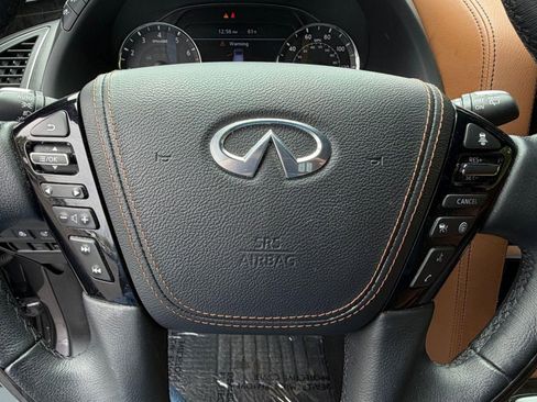 Used 2024 INFINITI QX80 Sensory AWD/4WD image 15