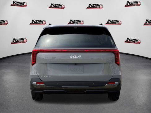 New 2025 Kia Carnival SX Prestige FWD image 5