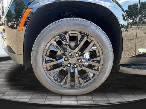 New 2026 GMC Yukon XL Elevation w/ Elevation Premium Package AWD/4WD image 12